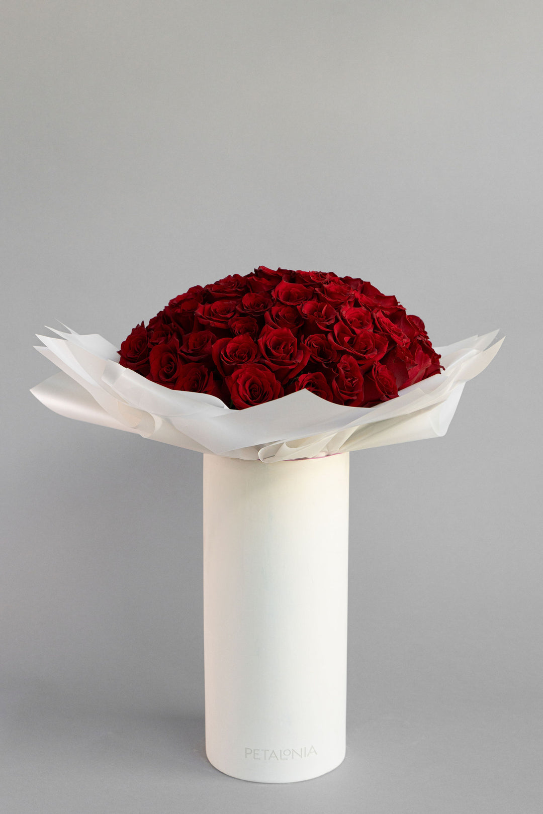 Extra Whte Roses 72 Roses in an Extra Large Vase – Petalonia